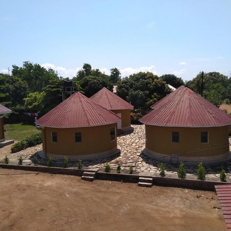 Kalalo Cottage Inn Pakwach Екстериор снимка