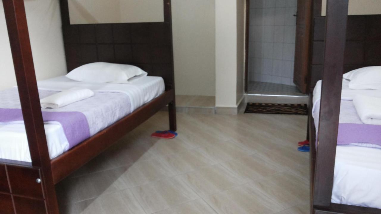 Kalalo Cottage Inn Pakwach Екстериор снимка
